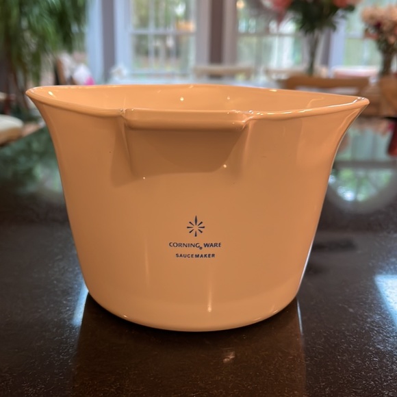 1 Qt Sauce Maker "Cornflower Blue" by CORNING (No Glass Lid) - Picture 4 of 6